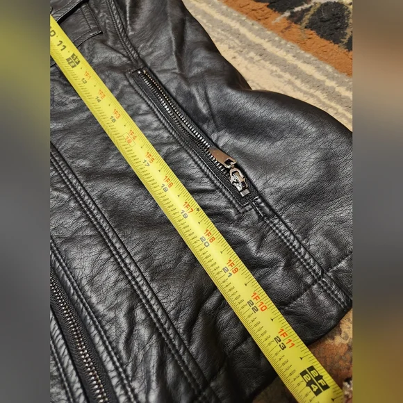 Jacket - Picture 4 of 9